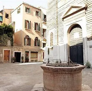 La Locandiera 3*, Venice Italy